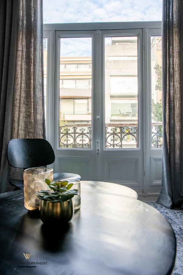 Beautiful Spacious Apartment In A Newly Renovated Old Townhouse Oostende Exterior foto